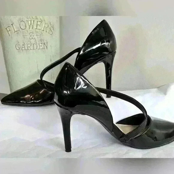 Jones New York Shoes - JONES New York High Heel Stiletto Pumps-Black sz 7M
